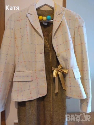 Дамски костюм в размер XS, снимка 3 - Костюми - 52431497