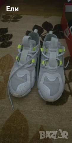 Маратонки Nike