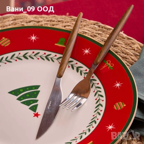 Красив коледен порцеланов сервиз за хранене, снимка 12 - Сервизи - 52686662