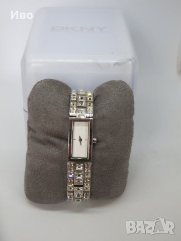 Дамски часовник с кристали DKNY NY3971, снимка 6 - Дамски - 44371930