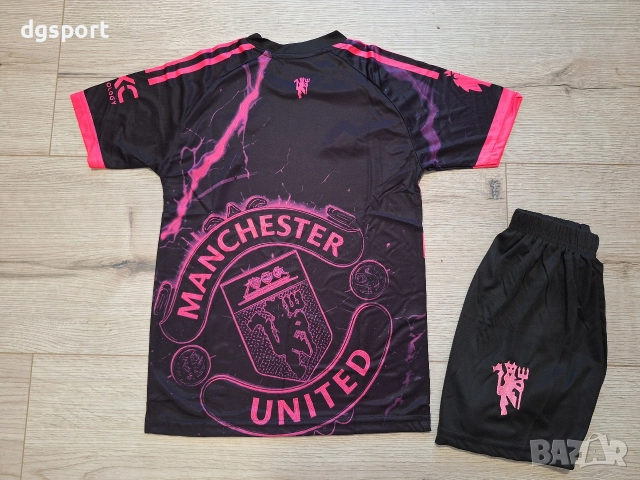 Детски флуоресцентен екип на Манчестър Юнайтед!Специално издание Дявол, снимка 2 - Футбол - 52625635