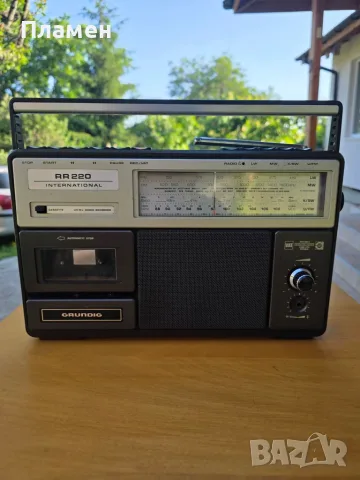 Продавам Grundig RR220 International., снимка 2 - Радиокасетофони, транзистори - 55893572