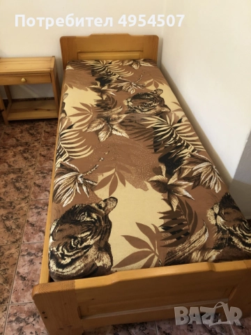 единично легло със матрак 