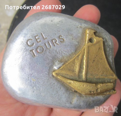 преспапие лодка, яхта метал, еднорог, Пушкин, Кенеди, Джони Уокър пистолет, преспапиета, снимка 2 - Други - 30717958