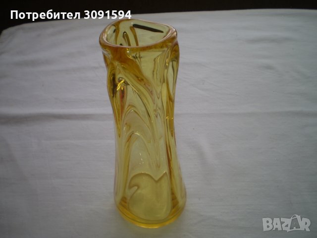 Ретро ЖЪЛТА ВАЗА КРИСТАЛНО СТЪКЛО , снимка 4 - Вази - 42319446