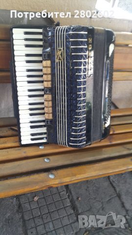 Акордеон Хонер Hohner 120баса, снимка 1 - Акордеони - 30002646