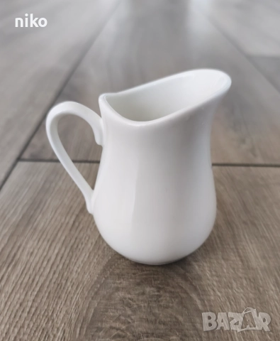 керамична каничка за мляко