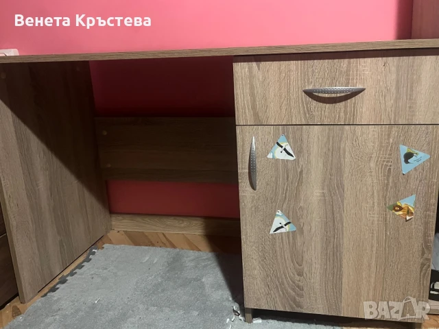 Бюро, снимка 1