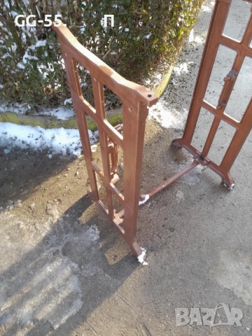 Станок от шевна машина, снимка 4 - Антикварни и старинни предмети - 53342775