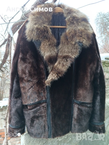 Луксозно кожено палто от тюлен с яка от бобър – уникат, ръчно шито яке, снимка 3 - Якета - 53041607