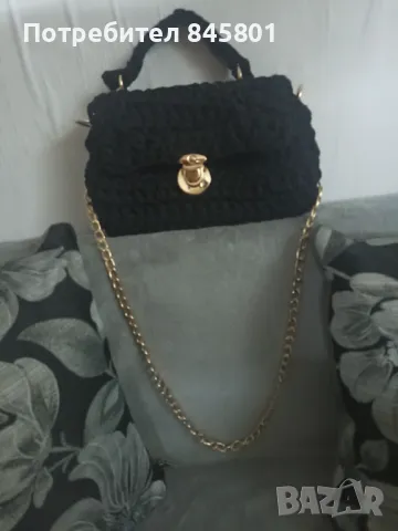 Ръчно плетени дамски чанти на една кука, снимка 7 - Чанти - 49353948