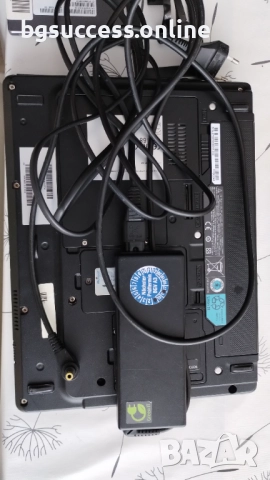 Продавам лаптоп Fujitsu Lifebook P series за части, снимка 3 - Части за лаптопи - 52793218