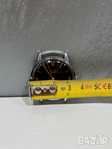Часовник Doxa, снимка 2 - Антикварни и старинни предмети - 54017442