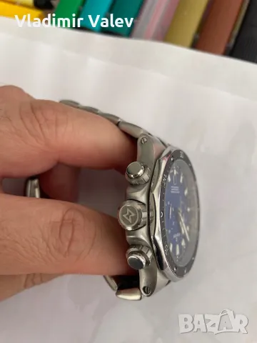 Часовник EDOX DELFIN WATER CHAMPION, снимка 3 - Мъжки - 49806034