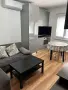 Тристаен апартамент под наем в широк център, снимка 2