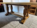 МАСИВНА ДЪРВЕНА ТРАПЕЗНА МАСА - стил и здравина, снимка 3