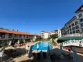 Двустаен апартамент с панорамна морска гледка в Triumph Holiday Village, Свети Влас , снимка 15