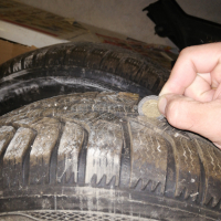 Зимни гуми със стоманени джанти , снимка 6 - Гуми и джанти - 36531505