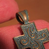 Стар бронзов кръст с дълбока патина  за колекционери и ценители , снимка 3 - Антикварни и старинни предмети - 30533095