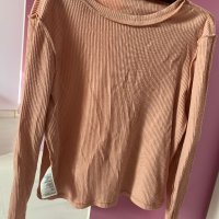 Дамски Пуловери - Нови !, снимка 1 - Блузи с дълъг ръкав и пуловери - 44329327