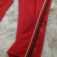 СТРАХОТЕН червен спортен панталон  - 7/8 дължина на крачола , снимка 2 - Спортни екипи - 42767736