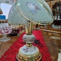 Превъзходна антикварна колекционерска английска нощна лампа порцеланова с месинг , снимка 3 - Антикварни и старинни предмети - 42152692