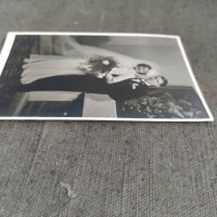 Продавам Стара снимка Марги и Жоро сватба 1942, снимка 1 - Други ценни предмети - 37821660