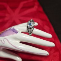 Изящен антикварен сребърен пръстен с сапфир- 3.90 грама- проба 925, снимка 2 - Антикварни и старинни предмети - 40800989