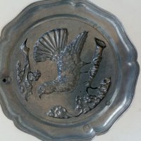 Старинна чиния за стена релефна, снимка 4 - Антикварни и старинни предмети - 34107641