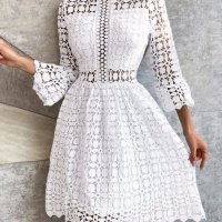 Страхотна рокля с дантела в бяло , снимка 1 - Рокли - 38558759