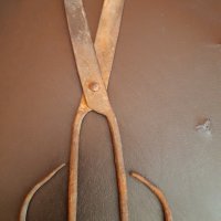 Старинна ножица , снимка 1 - Антикварни и старинни предмети - 28040358