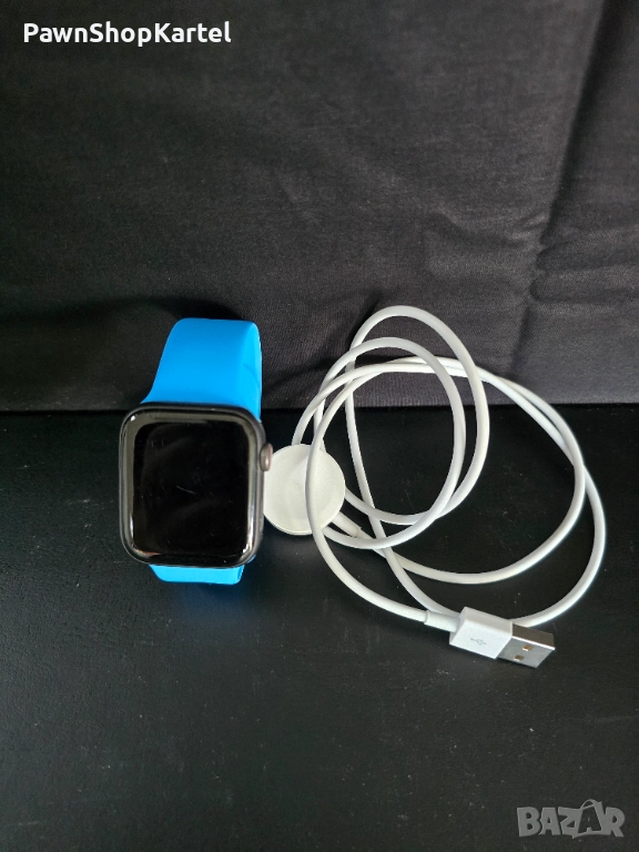 Продавам Часовник Apple Watch Series 4 44mm, снимка 1