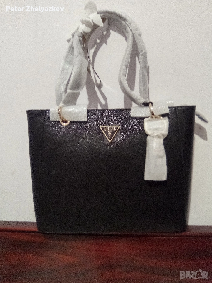 нова оригинална елегантна дамска чанта GUESS., снимка 1