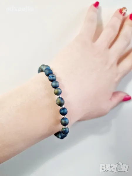 Гривна със сребърни елементи и естествени камъни , снимка 1