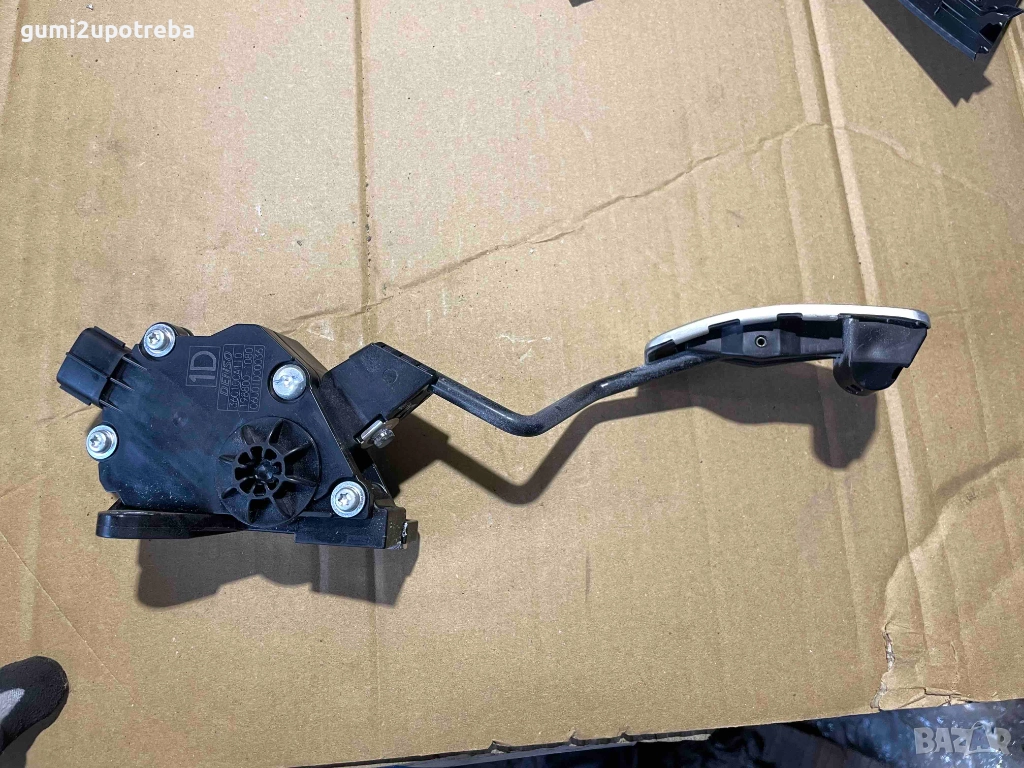 Педал на Газта 36010CA110 Toyota GT86 2018 Subaru BRZ, снимка 1