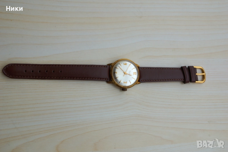 часовник Ракета позлатен, снимка 1