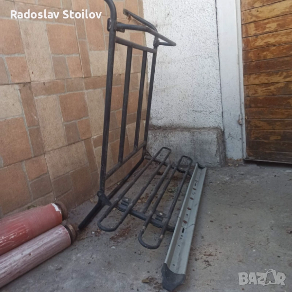 Стойка за две колела за кемпер или каравана, снимка 1