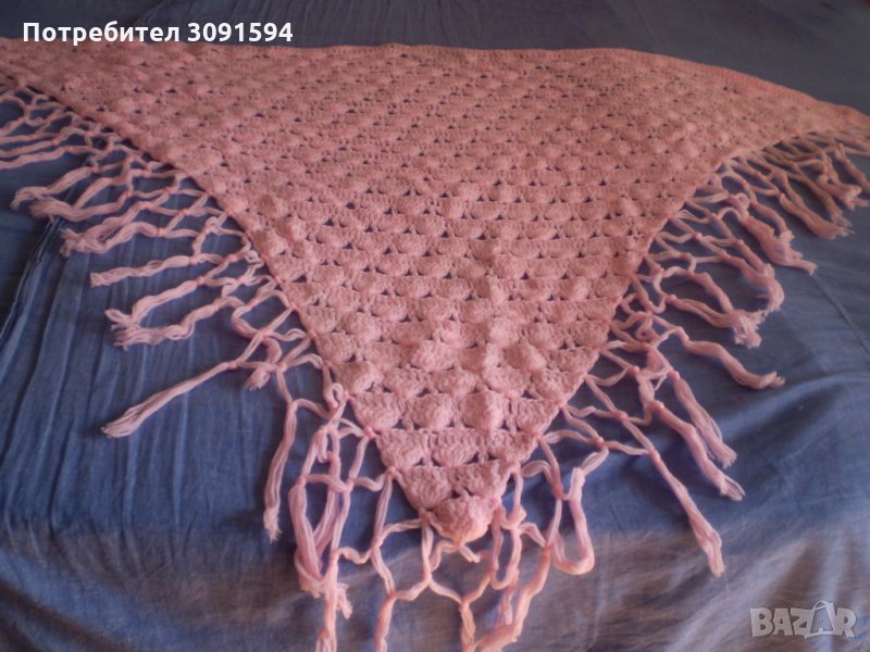 Плетен на една кука розов триъгълен шал, снимка 1