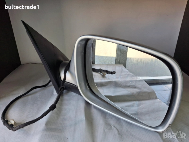 Огледало за Volkswagen Touareg, снимка 1