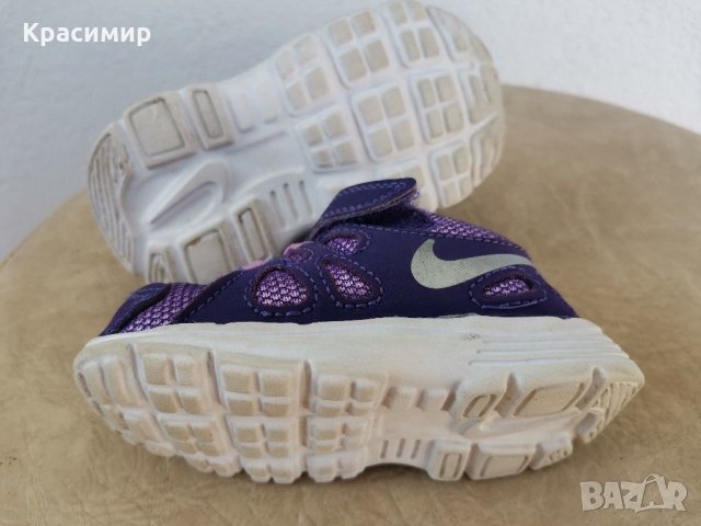 Детски маратонки Nike Revolution 2, снимка 8 - Детски маратонки - 30160918