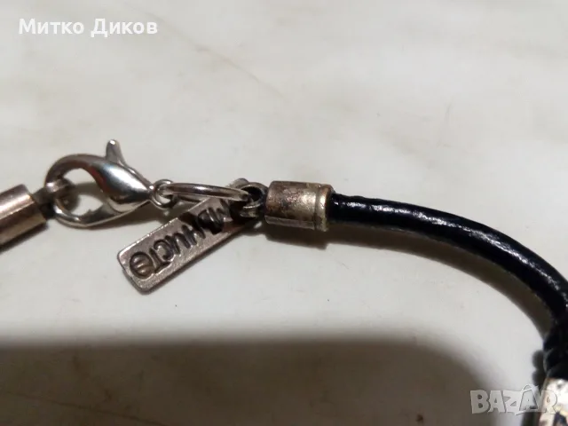 Ubicrystal маркова гривна с букви на Мънисто , снимка 2 - Гривни - 55798518