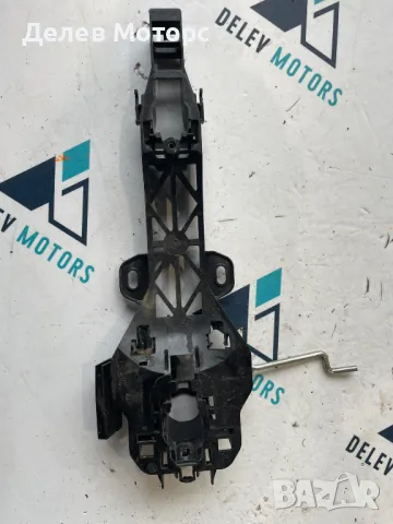 806067754R основа за дръжка за предна дясна врата от Dacia Jogger, 1.0 TCe Eco-G LPG, 91 кс., 2023