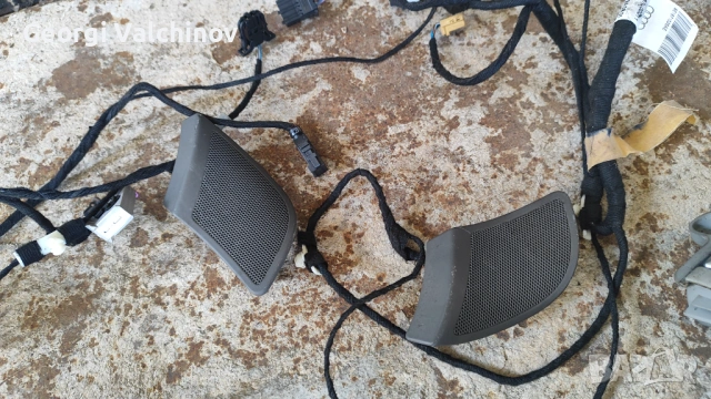 Обурудване от предни врати Ауди А4 В6 Авант  2002г. Подлакътник от задната седалка., снимка 6 - Аксесоари и консумативи - 54118260