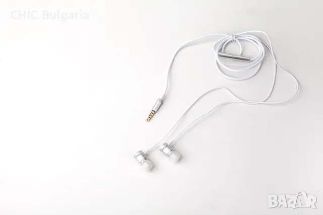 Слушалки с кабел (10 бр. за 9,90 лв. + чантичка безплатно) - КОЛЕДНА ПРОМОЦИЯ, снимка 2 - Слушалки, hands-free - 47745540