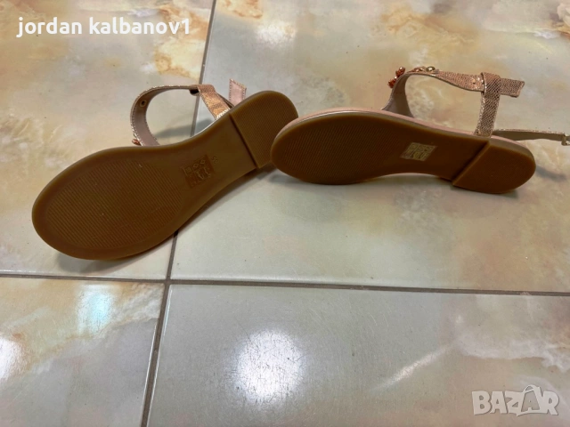 Подарявам - дамски сандали с камъчета Буфало Buffalo номер - 35 стелка - 23см., снимка 4 - Сандали - 54034954