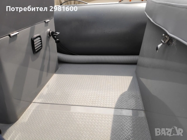 Продавам РИБ лодка Adventure Vesta 4.50HD, снимка 3 - Воден транспорт - 53875583