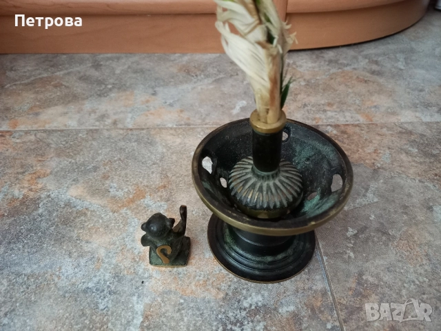 Бронзов свещник , снимка 3 - Декорация за дома - 52003977
