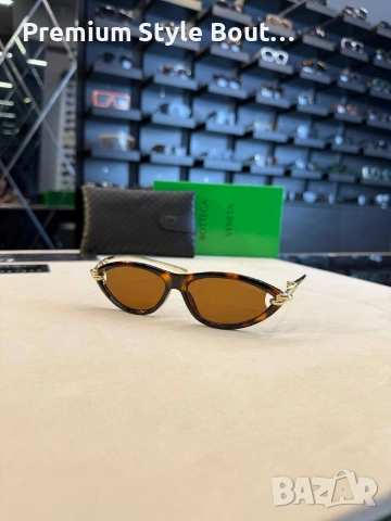 Очила на марката кутия сертификат + кърпичка miu miu fendi bottega veneta Burberry Gucci, снимка 2 - Слънчеви и диоптрични очила - 54043909