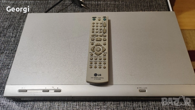 DVD Player LG DVX9700, снимка 2 - Плейъри, домашно кино, прожектори - 52716033