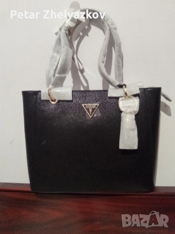 нова оригинална елегантна дамска чанта GUESS.